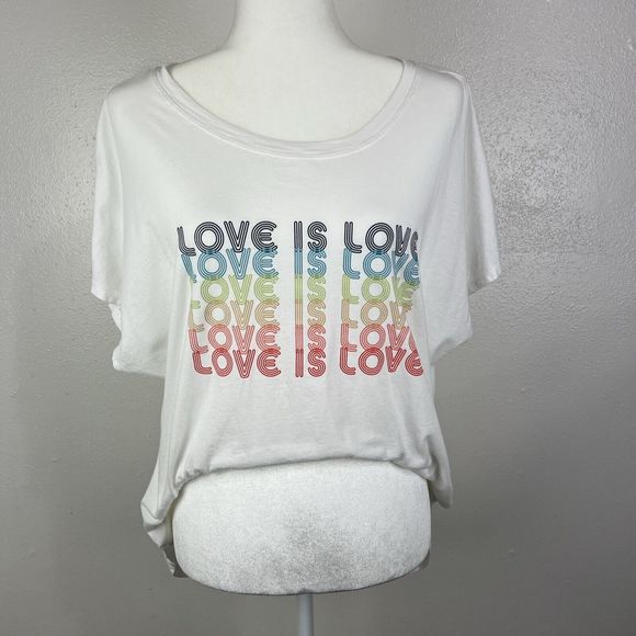 C&C California Pride Shirt Women 1X Plus Size Rainbow Love is Love Spellout Tee - Picture 16 of 16